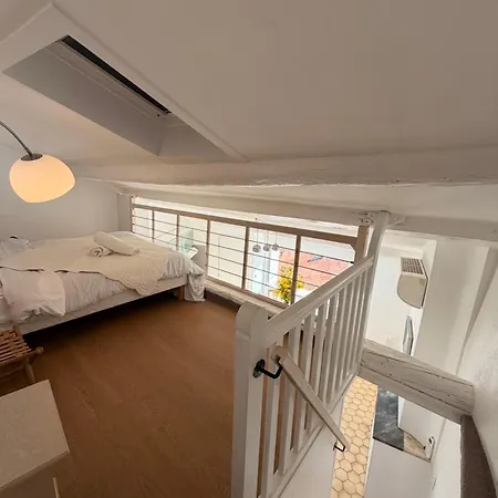 Apartamento De Charme à Les Mimosas Village Médiéval !